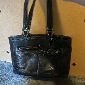Used Leather coach bag.  Good condition